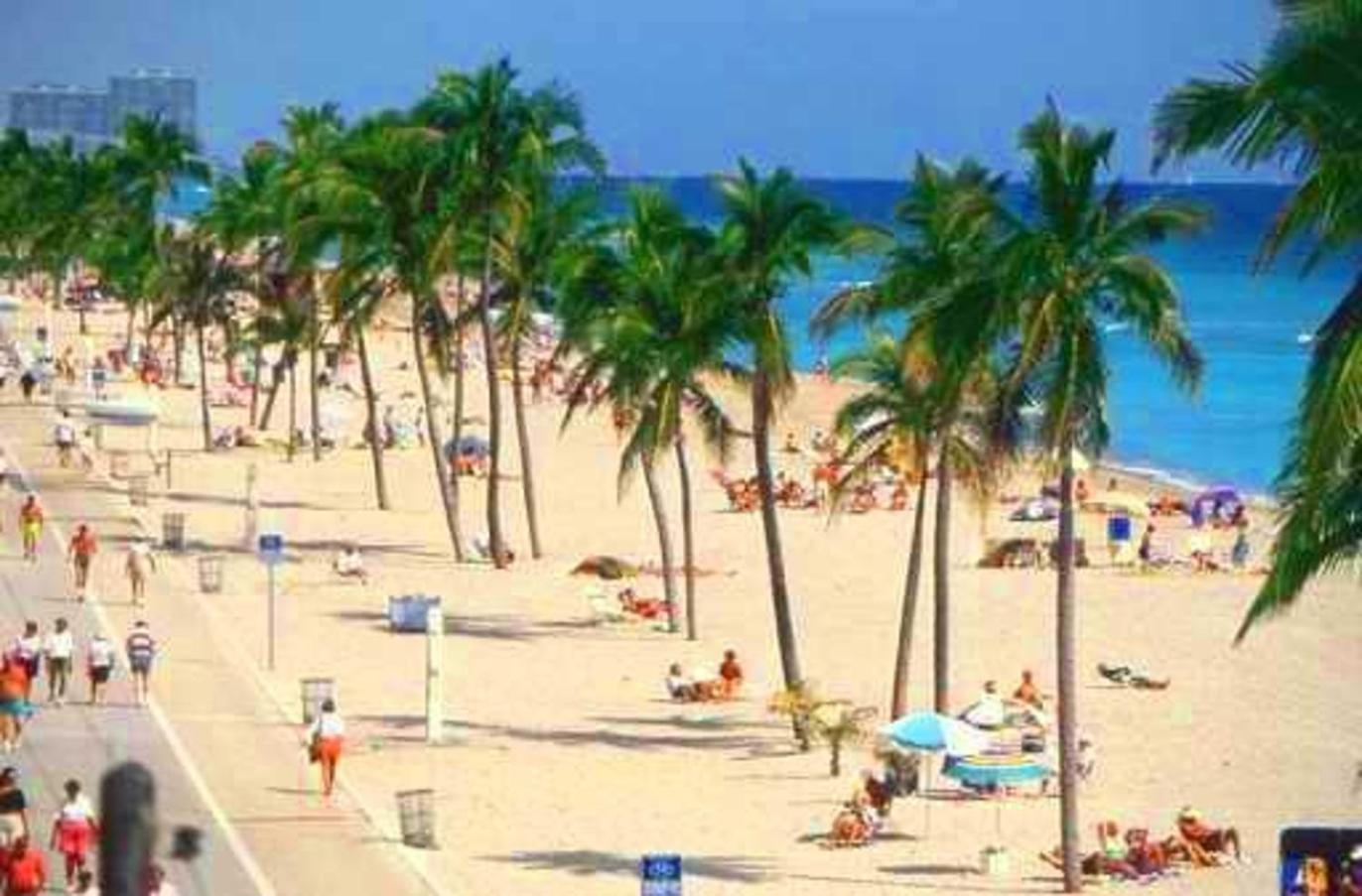 Hollywood Vacation Mins To Beach & Hard Rock #193 Apartment Bagian luar foto