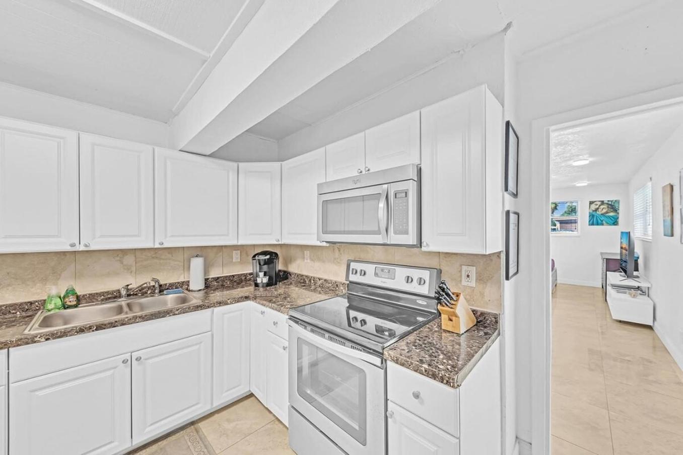 Hollywood Vacation Mins To Beach & Hard Rock #193 Apartment Bagian luar foto