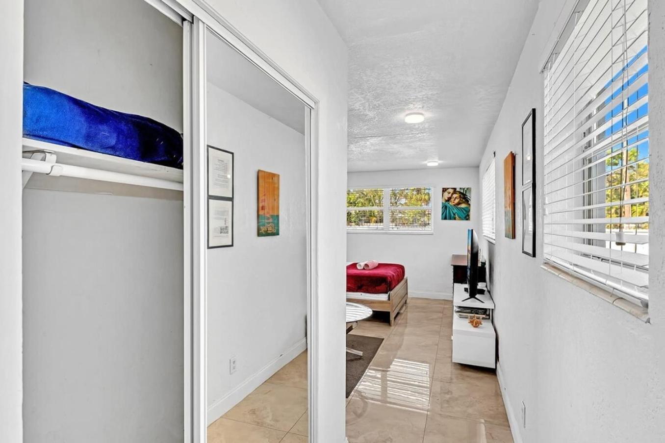 Hollywood Vacation Mins To Beach & Hard Rock #193 Apartment Bagian luar foto